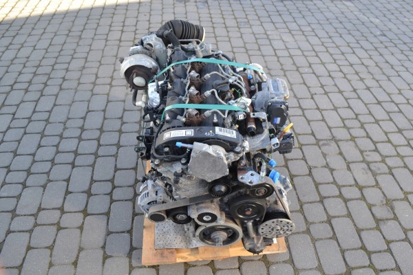 Engine SET Auris Avensis T27 2 0 D4D 1AD Euro5 12r plastic cover Packaging status no packaging