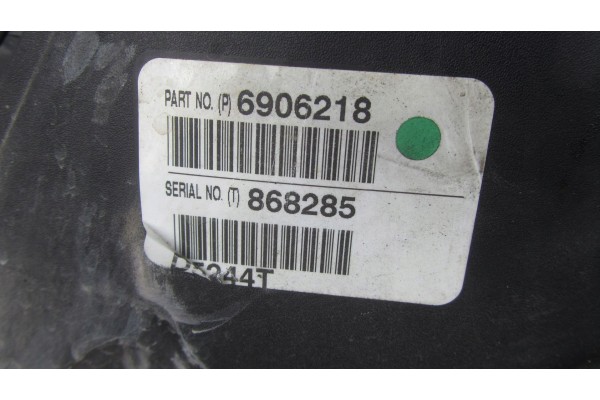 VOLVO XC60 2 4 MOTOR POST D5244T10 Part manufacturer Volvo OE