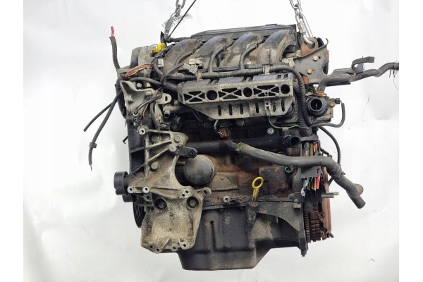 ENGINE COMPLETE K4MA708 1 6 107 KM RENAULT MEGANE I