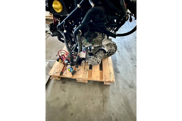 MASTER 2 3 M9T M9T716 716 726 Bi turbo engine ideal without mileage Engine type diesel