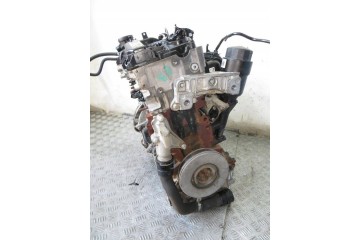 MERCEDES CLA W117 LIFT 2 2 ENGINE POST 651900 951 900 14 Part manufacturer Mercedes Benz OE