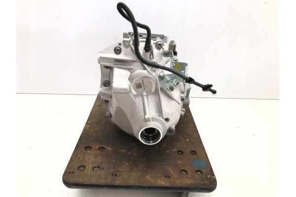 SKODA ENYAQ iV 2025 VW ID 4 ID 5 AUDI Q4 ELECTRIC MOTOR FRONT UWN Catalog number of substitutes K250411