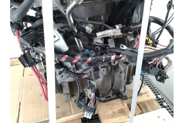 ENGINE DACIA SANDERO II H4BB408 0 9 TCE 90KM Engine type petrol