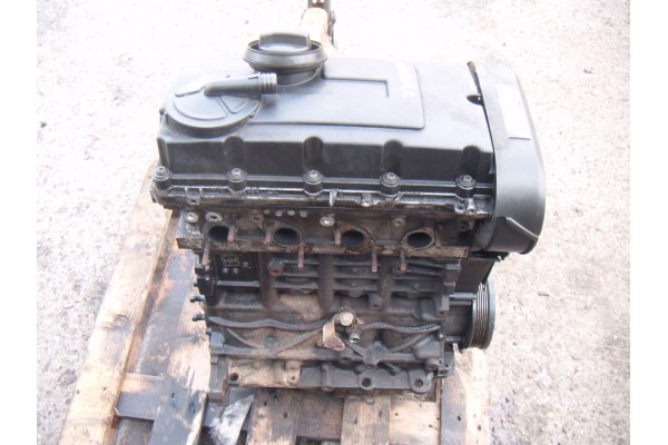 SKODA OCTAVIA 2 II 04 2 0 TDI ENGINE POST BKD Catalog number of the part SKODA OCTAVIA 2 II 04 2 0 TDI SILNIK SLUPEK BKD RTEKO L