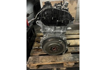 ENGINE BARE POST B48B20B BMW G20 G30 G11 Car type passenger cars
