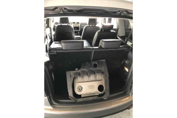 VOLKSWAGEN TOURAN (1T2) Sport