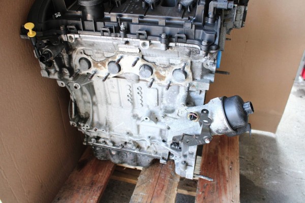 Motor trasero Citroën Peugeot 308 1.4 VTI 73kW 10FGAT 8FR EP3C GU35