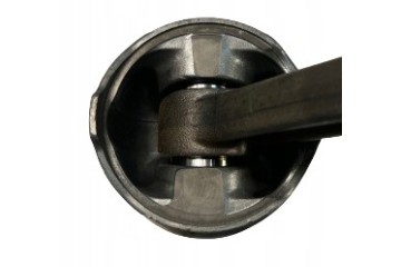 PISTON CONNECTING ROD Renault Trafic 1 9 DCI 80 130HP Catalog number of the original ORYGINALNY TLOK KORBOWOD RENAULT LAGUNA MEG