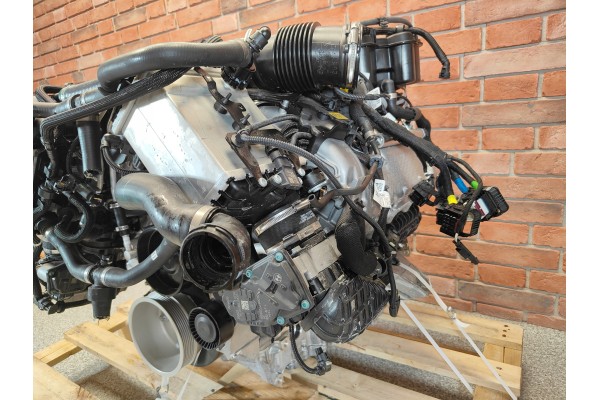 Engine Complete S63B44B 4 4 V8 BMW M5 F90 M8 F91 F92 F93 NEW Engine type petrol