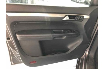 VOLKSWAGEN TOURAN (1T2) Sport