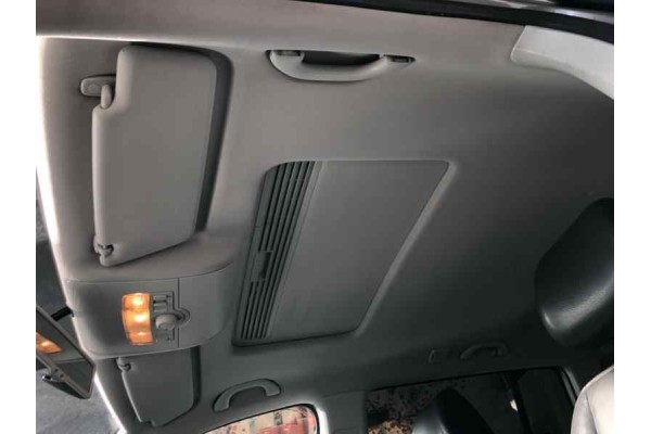 VOLKSWAGEN TOURAN (1T2) Sport