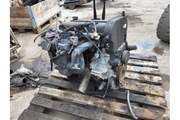 FORD MAVERICK II MAZDA TRIBUTE AND 2 0 PETROL ENGINE Part manufacturer Ford OE