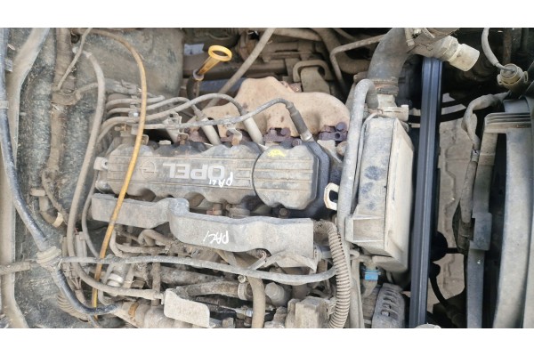 Frontera A 2 0 8v Engine