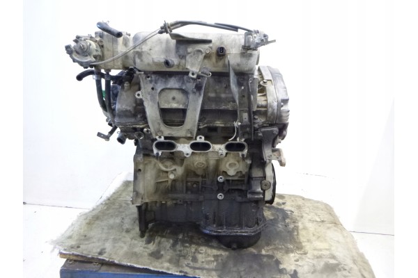 Engine Hyundai Santa Fe 2 7 2001 G6BA COMPRESSION Part manufacturer Hyundai OE