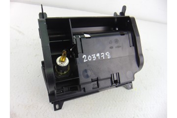 CENICERO MERCEDES-BENZ CLASE E (BM 210) BERLINA