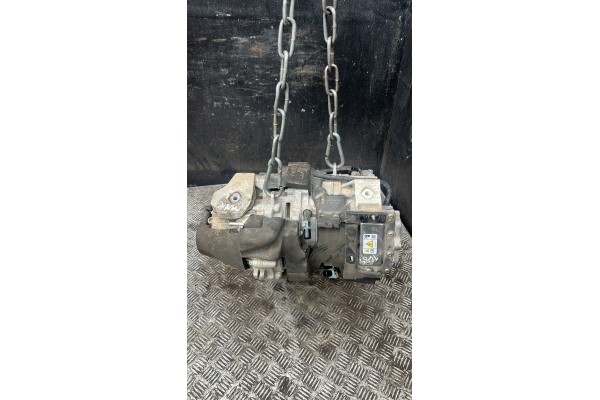 Complete engine Ford USA Mustang Mach E 2022 LJ987P261AD Part manufacturer no brand