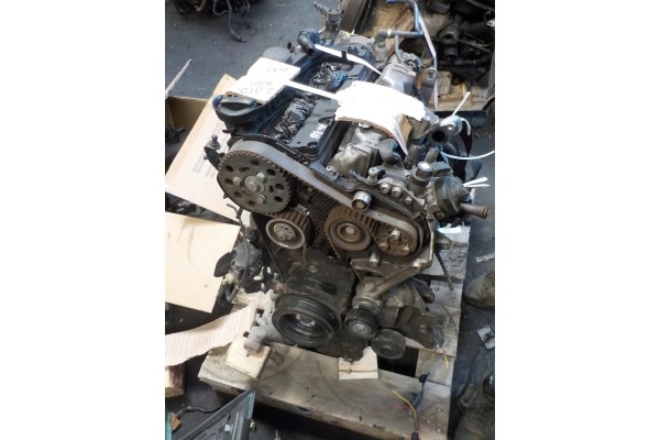ENGINE POST ENGINE J AUDI A4 B8 2 0TDI 03L103469L
