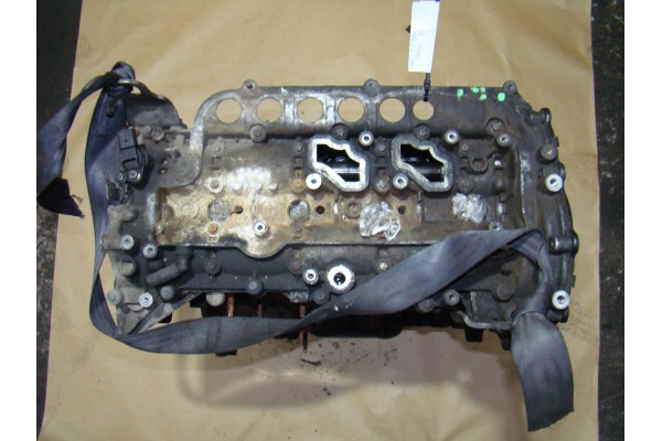 ENGINE BARE POST HIT VIVARO 2 0 M9R782 197 THOUSAND KM