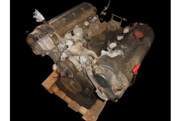 ENGINE POST JAGUAR XK8 CONVERTIBLE 4 0 V8 2002