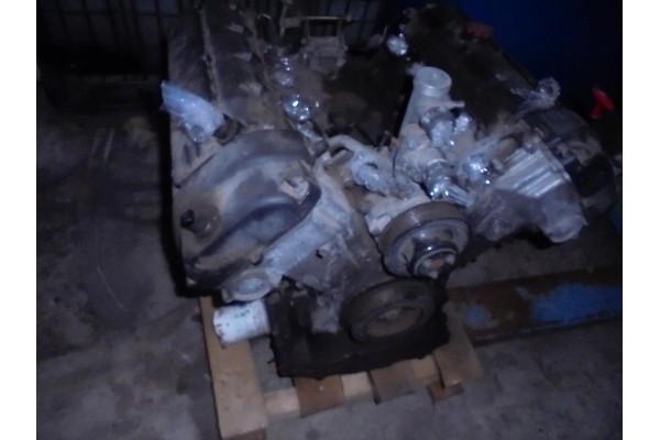 ENGINE POST JAGUAR XK8 CONVERTIBLE 4 0 V8 2002 Catalog number of the part XK8