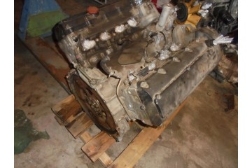 ENGINE POST JAGUAR XK8 CONVERTIBLE 4 0 V8 2002 Engine type petrol