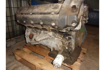 ENGINE POST JAGUAR XK8 CONVERTIBLE 4 0 V8 2002 Version European
