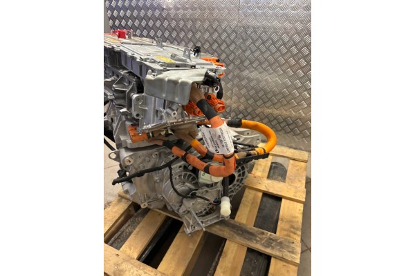 NEW ENGINE COMPLETE ELECTRIC RENAULT MASTER IV 4 E TECH 2024 6AM 412 Catalog number of the part 296A04771R 6AM412 6AM 412 C00247