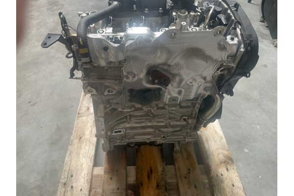 VOLVO XC60 II LIFT B5 Engine B420T11 Car type passenger cars