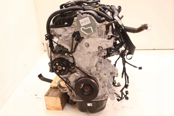 MAZDA CX 30 2 0 SKYACTIV G HYBRID ENGINE PE27 Part manufacturer Mazda OE