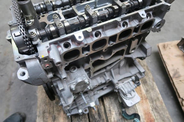 FORD KUGA MK3 2 5 HYBRID PLUG IN ENGINE ORIGINAL Car type 4x4 SUV passenger cars