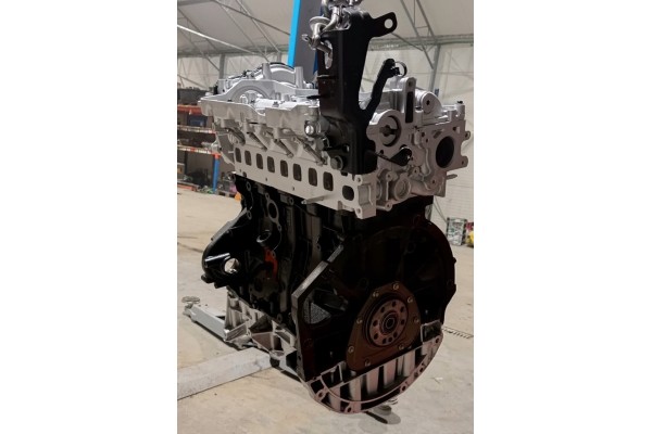 Diesel engine M9R 710 V7 NISSAN NV300 X82ER 2 0 dCi 120KM 88kW Catalog number of the part M9R 710 V7 M9R 710