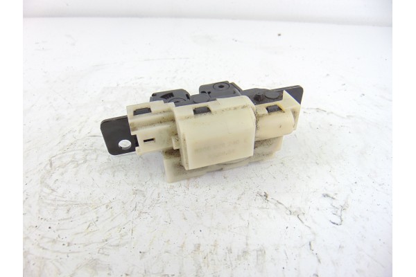 4 PIN CERRADURA MALETERO / PORTON RENAULT MEGANE II BERLINA 5P Authentique 2004 4 PIN 201591 RENAULT - 3