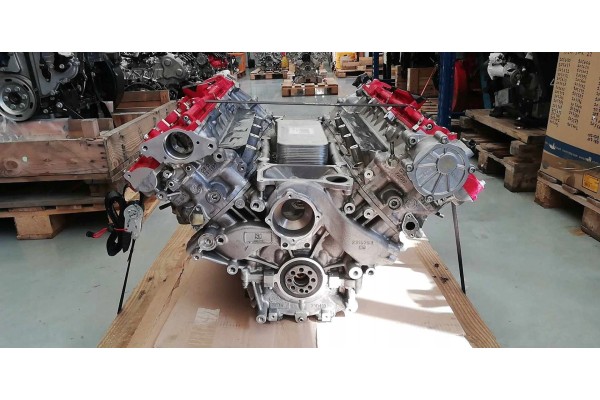 engine Ferrari P488 Pista Shortblock 299065 Catalog number of the part silnik Ferrari P488 Pista Shortblock 299065