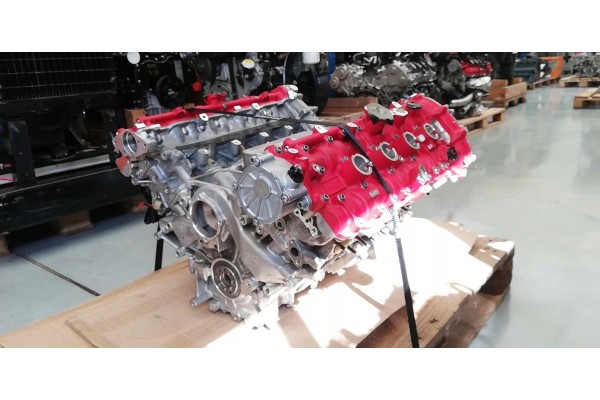 engine Ferrari P488 Pista Shortblock 299065 Part manufacturer Ferrari OE