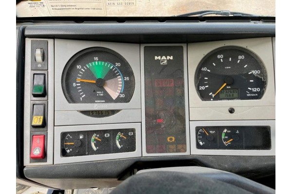 Man Le Le200 L200 4 6 180 D0834 LFL02 engine turbine injection pump Catalog number of the part 0470504017 D0834 LFL02