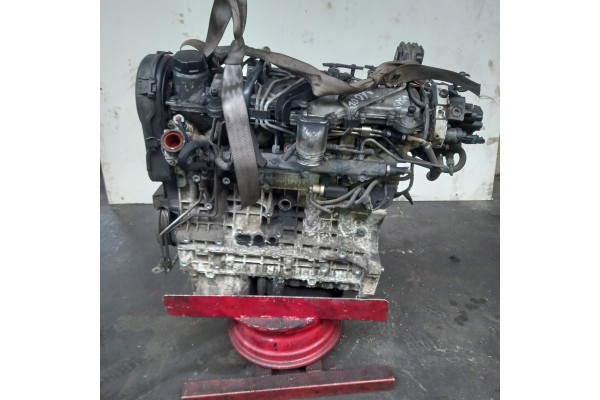 DIESEL ENGINE VOLVO XC90 D5244T 2 4 D Car type passenger cars