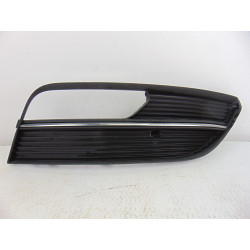 8V3807682A REJILLA PARAGOLPES DERECHA AUDI A3 SPORTBACK (8VA)