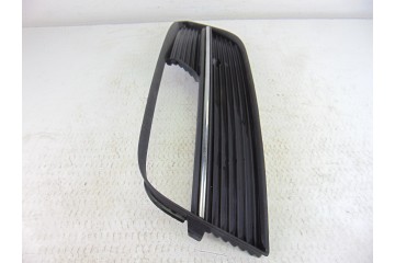 8V3807682A REJILLA PARAGOLPES DERECHA AUDI A3 SPORTBACK (8VA)