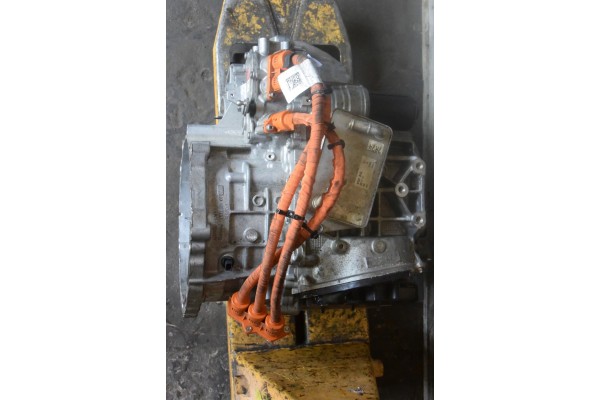 TRANSMISSION DQ400 0DD301107G TTT SEAT LEON IV 1 4 TSFIe HYBRID Catalog number of the part SKRZYNIA BIEGOW DQ400 0DD301107G TTT 