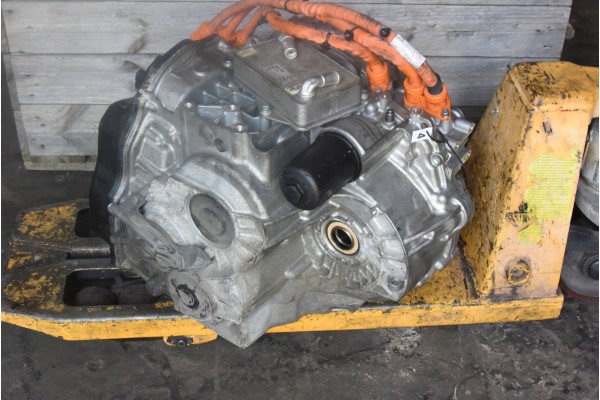 TRANSMISSION DQ400 0DD301107G TTT SEAT LEON IV 1 4 TSFIe HYBRID Catalog number of substitutes SKRZYNIA BIEGOW DQ400 0DD301107G T