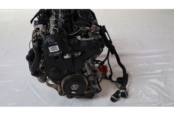 VOLVO V90 2 0 D4 ENGINE D4204T14