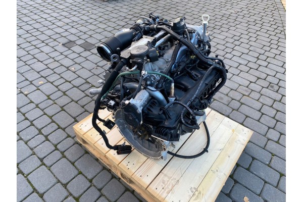 NEW Complete Engine Mercedes 270910 F V