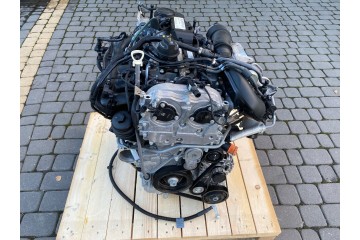 NEW Complete Engine Mercedes 270910 F V Packaging status no packaging