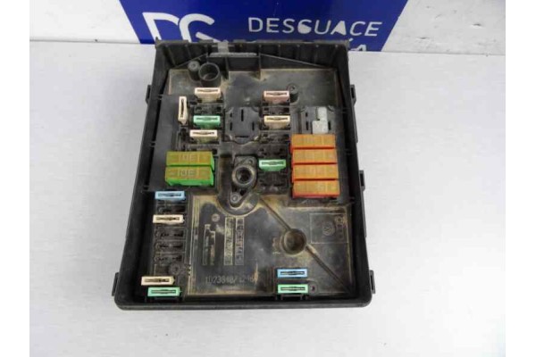 1K0937125A CAJA RELES / FUSIBLES SEAT LEON (1P1) Reference 2007 1K0937125A 165280 SEAT - 1
