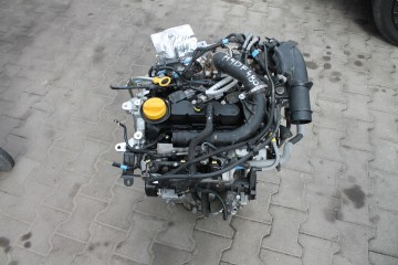 ENGINE COMPLETE RENAULT NISSAN H4DF480 3TYS KM