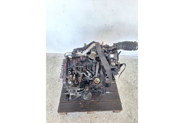 RENAULT KANGOO II LIFT 13 16 ENGINE K9K 608 90KM BOSCH EURO 5 Catalog number of the part RENAULT KANGOO II LIFT 13 16 SILNIK K9K