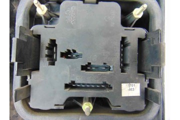 PILOTO TRASERO DERECHO VOLKSWAGEN T4 TRANSPORTER