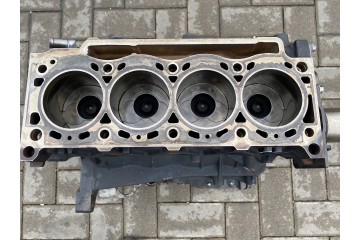 ENGINE BOTTOM 1 9 DCI 100 120HP RENAULT LAGUNA MEGANE II Laguna Engine type diesel