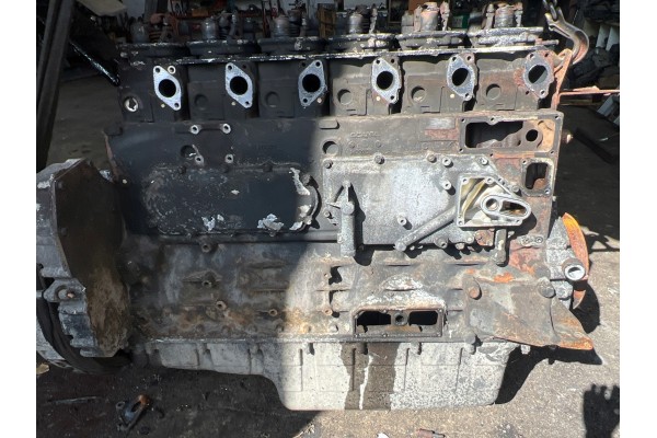 Scania Engine block with crankshaft DC11 02