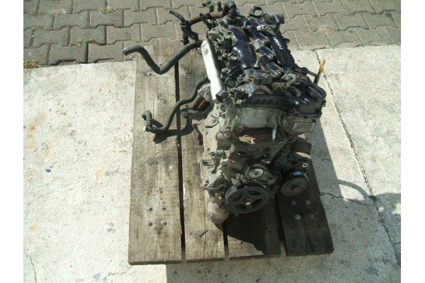 TOYOTA VERSO S YARIS AURIS ENGINE 1 33 1NR R1NR P12 Car type passenger cars